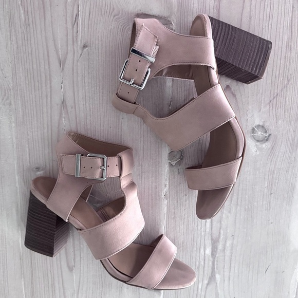 Express Heeled Sandals with Chunky Block Heel - Picture 1 of 6